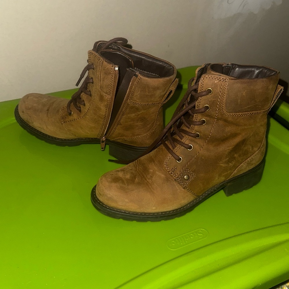 Clarks boots